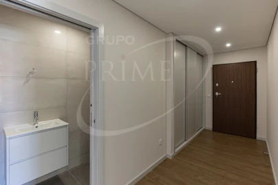 Apartamento T4 para Venda em Ramalde
