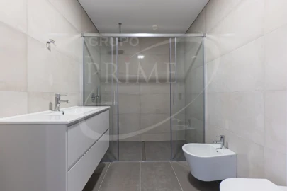 Apartamento T4 para Venda em Ramalde