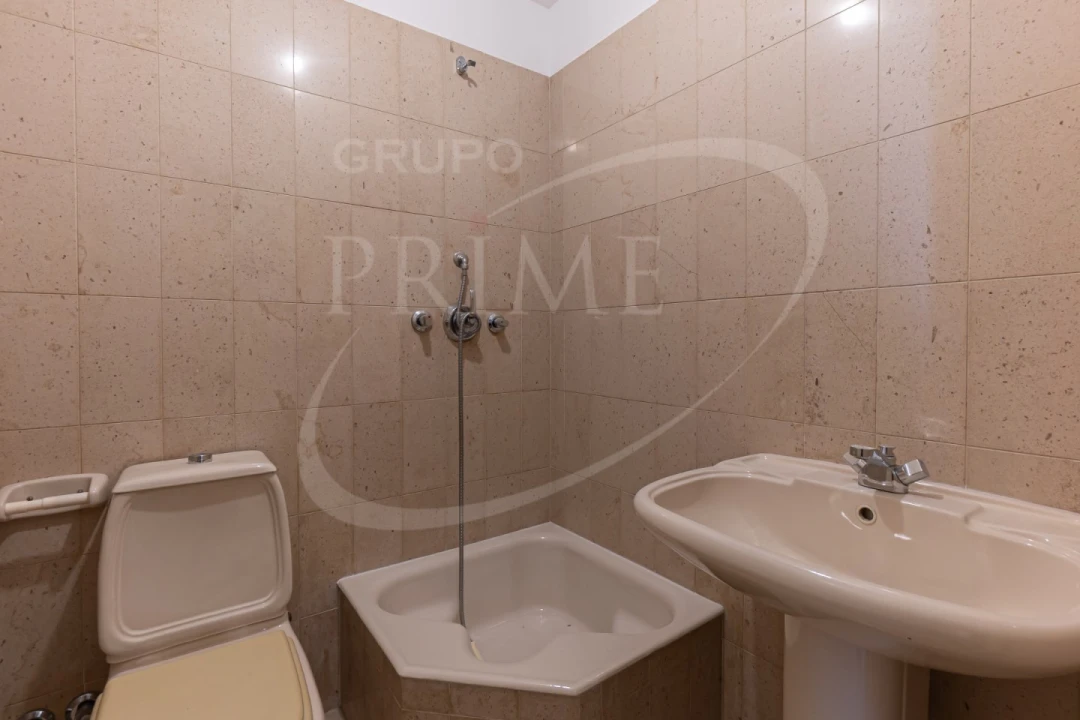 Apartamento T2 para Arrendamento em Aldoar, Foz do Douro e Nevogilde Foto 19