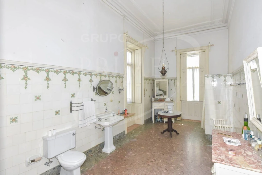 Quinta T8 para Venda em Mafamude e Vilar do Paraíso Foto 42