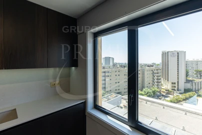 Apartamento T4 para Venda em Lordelo do Ouro e Massarelos