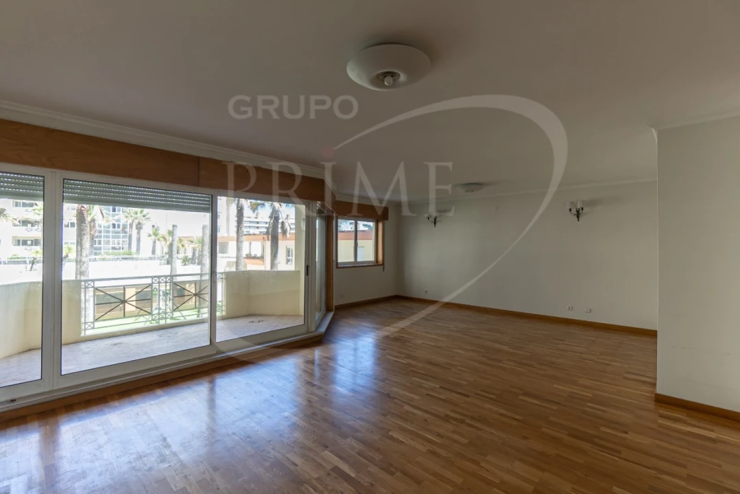Apartamento T3 para Venda em Aldoar, Foz do Douro e Nevogilde Foto 5