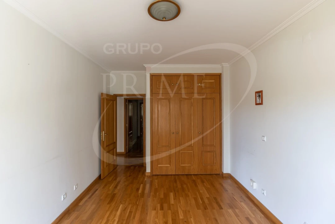 Apartamento T3 para Venda em Aldoar, Foz do Douro e Nevogilde Foto 10