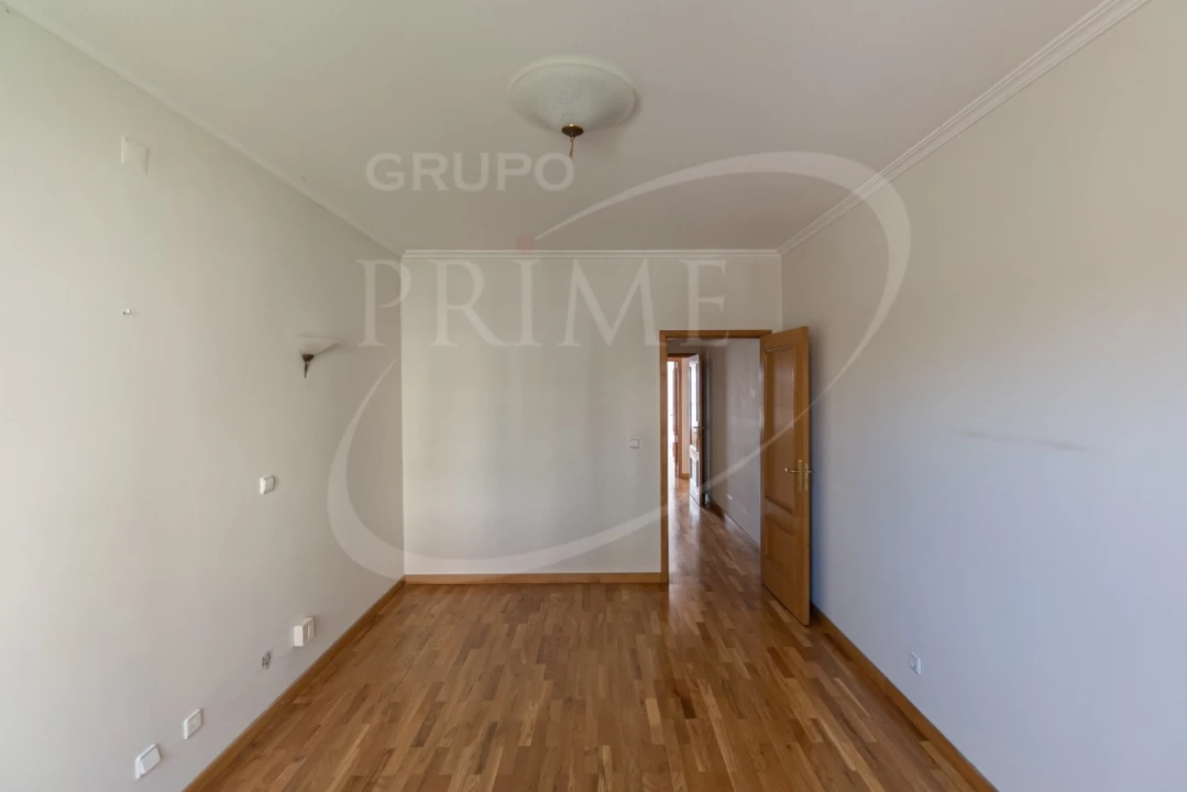 Apartamento T3 para Venda em Aldoar, Foz do Douro e Nevogilde Foto 13