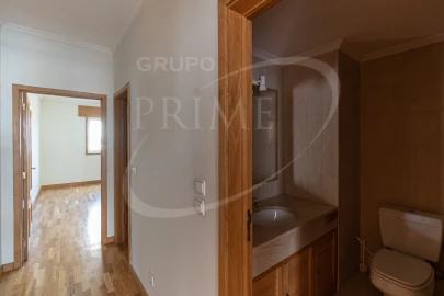 Apartamento T3 para Venda em Aldoar, Foz do Douro e Nevogilde