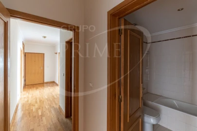 Apartamento T3 para Venda em Aldoar, Foz do Douro e Nevogilde