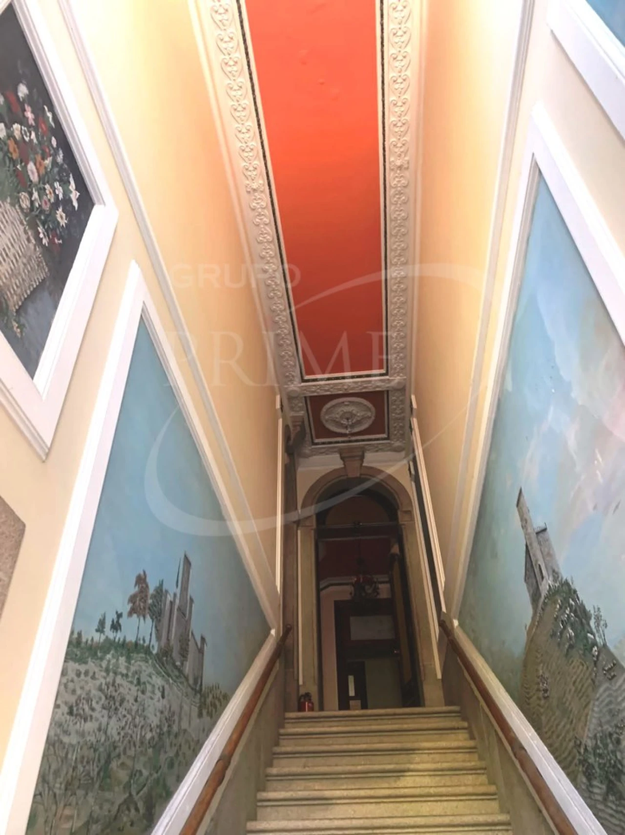 Prédio para Venda em Lordelo do Ouro e Massarelos Foto 4