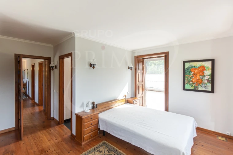 Moradia T4 para Venda em Venade e Azevedo Foto 36