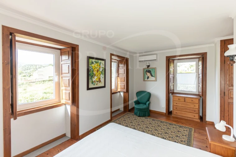 Moradia T4 para Venda em Venade e Azevedo Foto 37