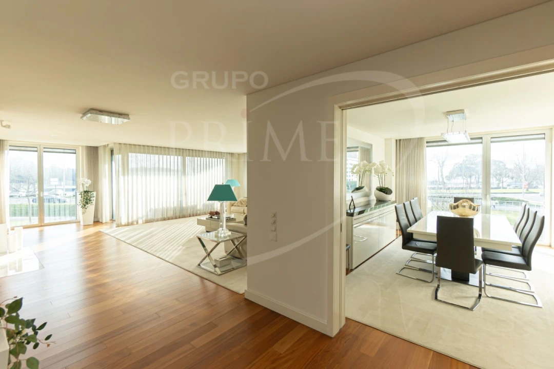 Apartamento T5 para Venda em Matosinhos e Leça da Palmeira Foto 4