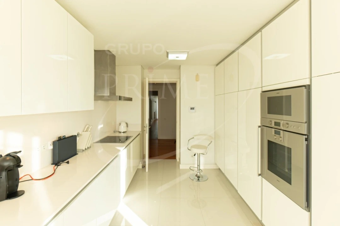 Apartamento T5 para Venda em Matosinhos e Leça da Palmeira Foto 10