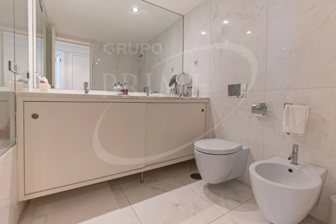 Apartamento T5 para Venda em Matosinhos e Leça da Palmeira Foto 15