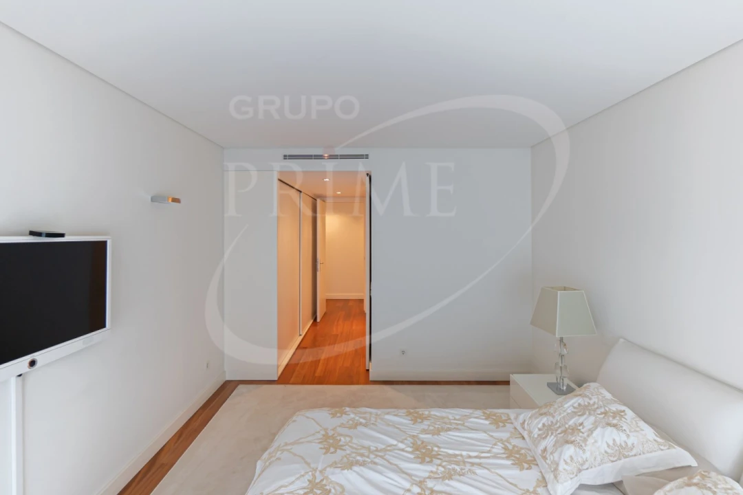 Apartamento T5 para Venda em Matosinhos e Leça da Palmeira Foto 25