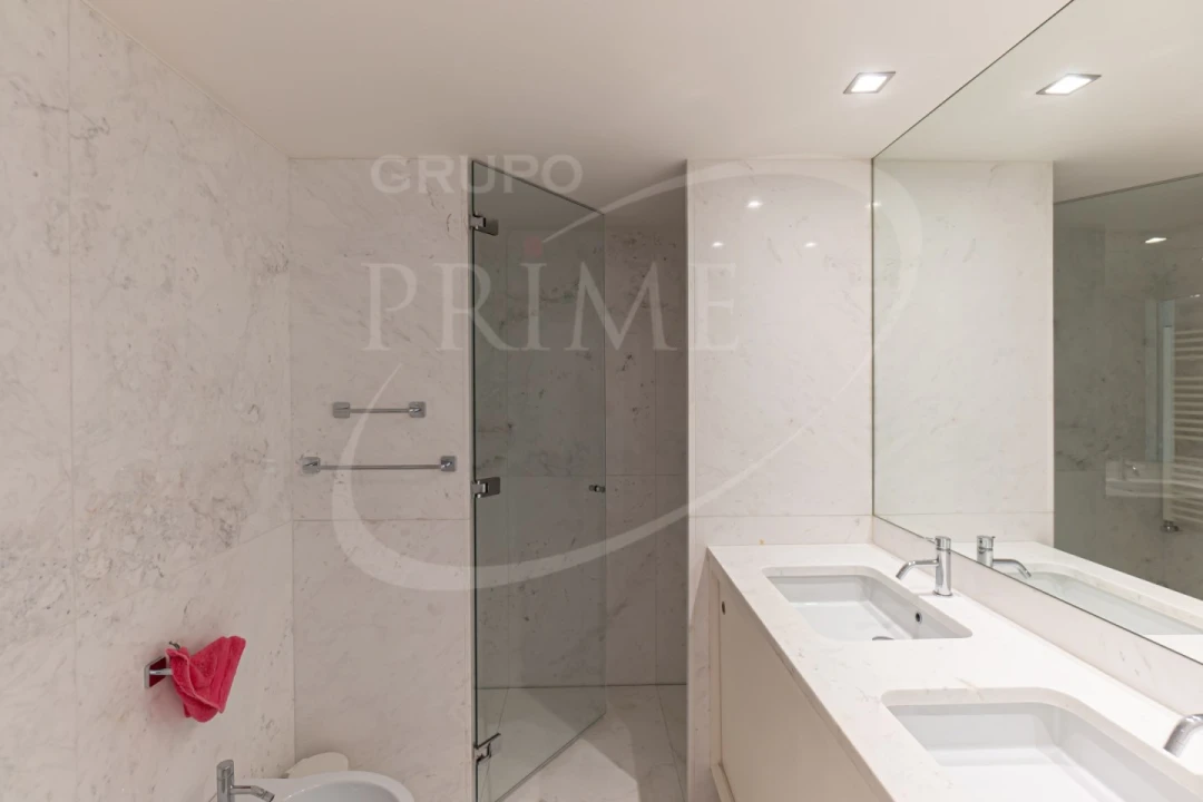 Apartamento T5 para Venda em Matosinhos e Leça da Palmeira Foto 30