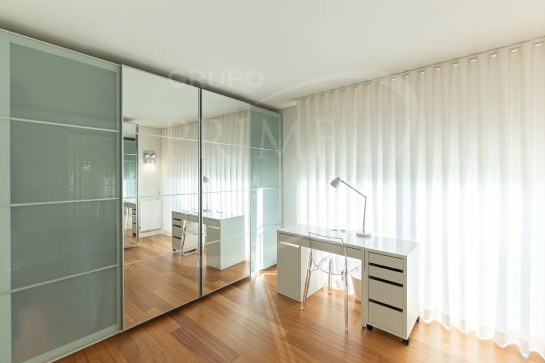 Apartamento T5 para Venda em Matosinhos e Leça da Palmeira Foto 32