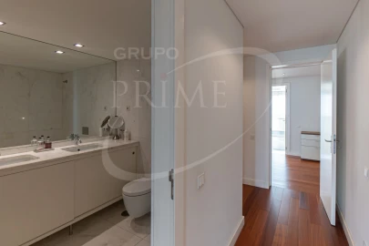 Apartamento T5 para Venda em Matosinhos e Leça da Palmeira