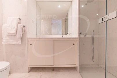 Apartamento T5 para Venda em Matosinhos e Leça da Palmeira