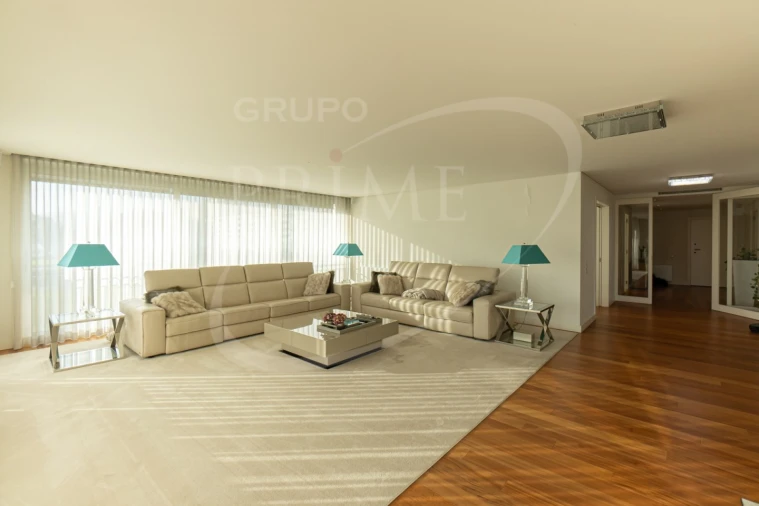 Apartamento T5 para Venda em Matosinhos e Leça da Palmeira Foto 3