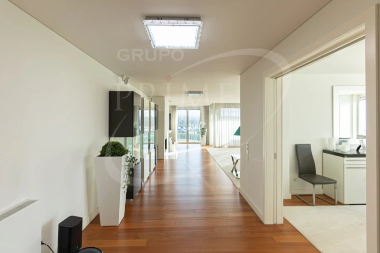 Apartamento T5 para Venda em Matosinhos e Leça da Palmeira Foto 5