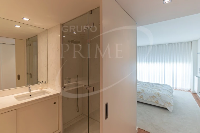 Apartamento T5 para Venda em Matosinhos e Leça da Palmeira Foto 22