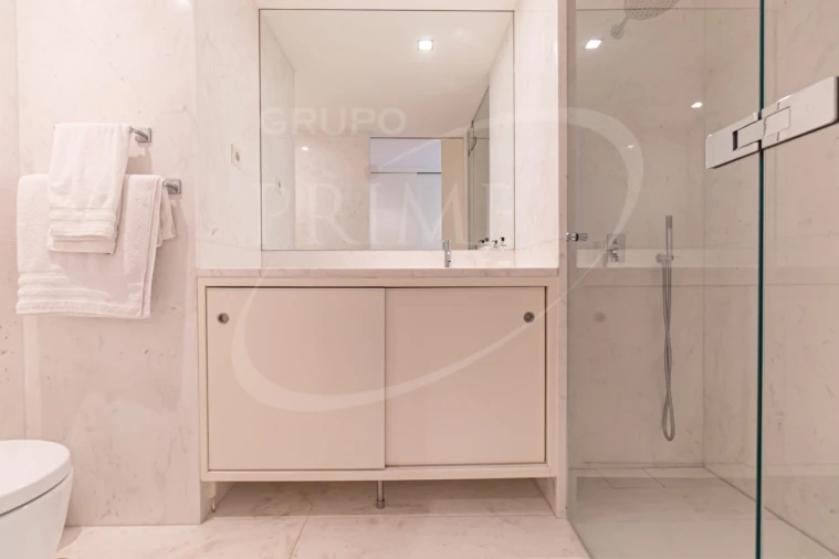 Apartamento T5 para Venda em Matosinhos e Leça da Palmeira Foto 23