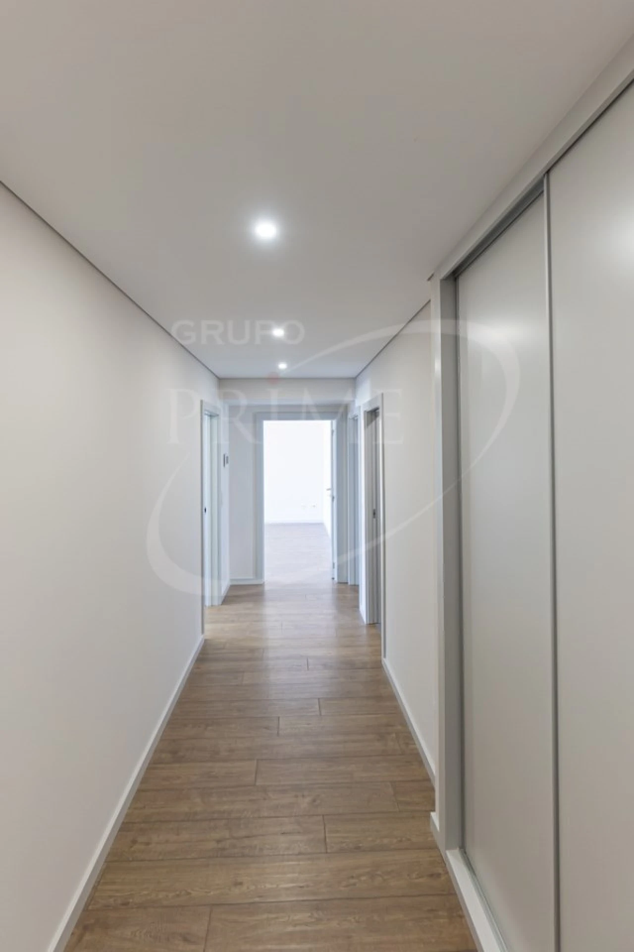Apartamento T3 para Venda em Cedofeita, Santo Ildefonso, Sé, Miragaia, São Nicolau e Vitória Foto 10
