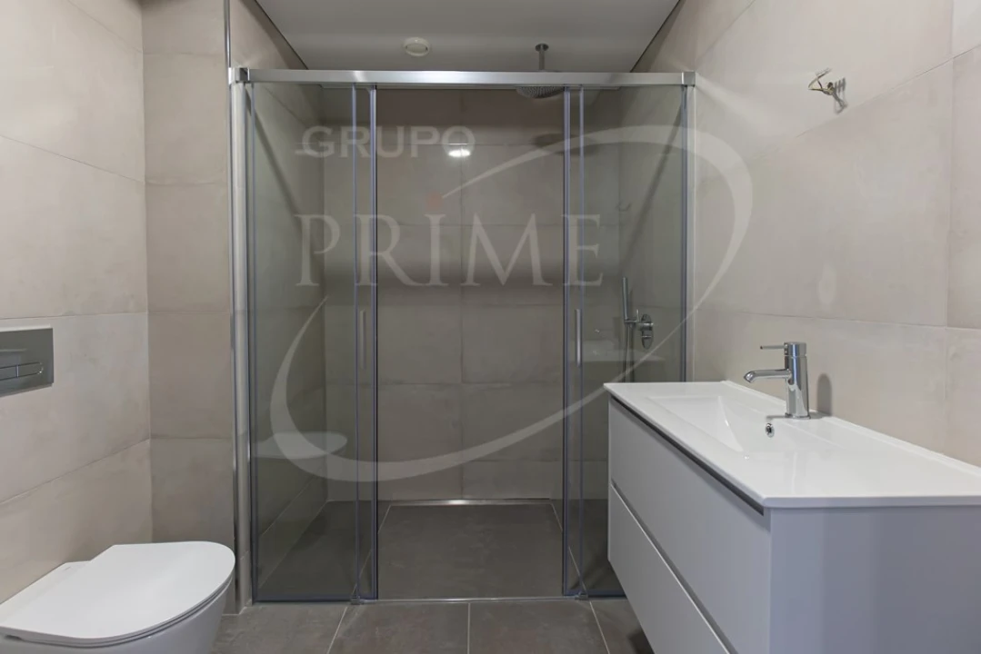 Apartamento T3 para Venda em Cedofeita, Santo Ildefonso, Sé, Miragaia, São Nicolau e Vitória Foto 14