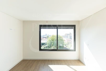 Apartamento T3 para Venda em Cedofeita, Santo Ildefonso, Sé, Miragaia, São Nicolau e Vitória