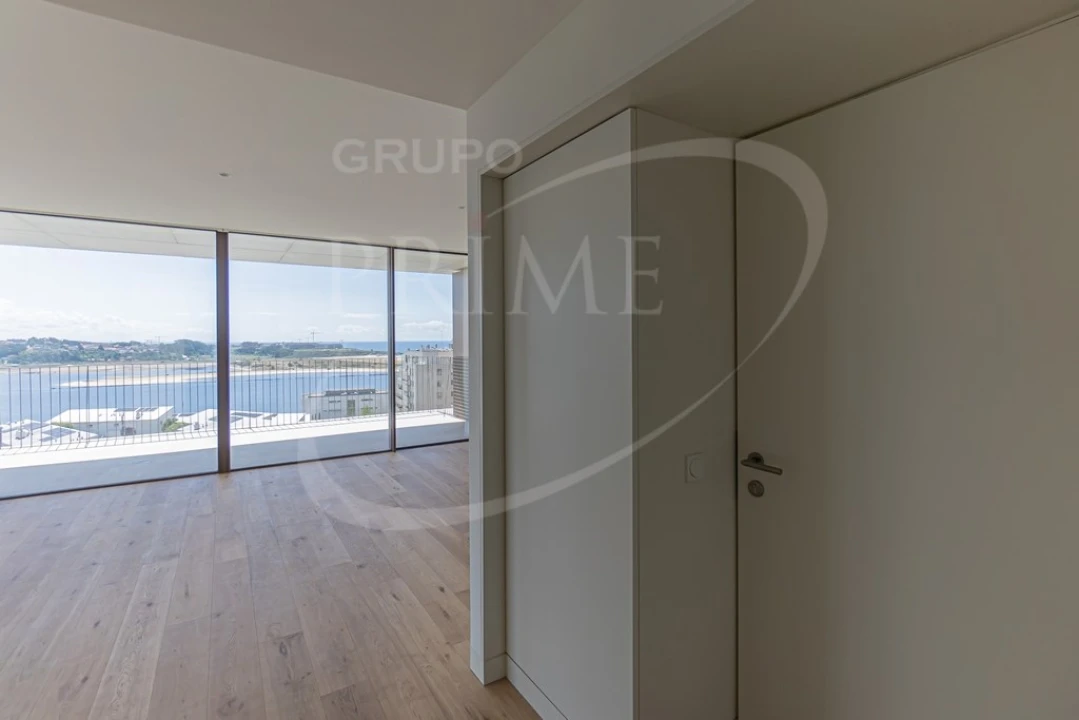 Apartamento T2 para Venda em Aldoar, Foz do Douro e Nevogilde Foto 23