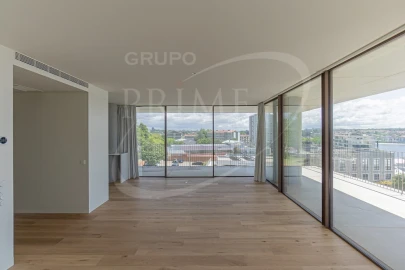 Apartamento T2 para Venda em Aldoar, Foz do Douro e Nevogilde