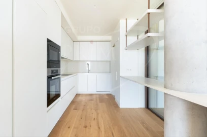 Apartamento T2 para Venda em Aldoar, Foz do Douro e Nevogilde