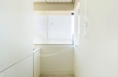 Apartamento T2 para Venda em Aldoar, Foz do Douro e Nevogilde