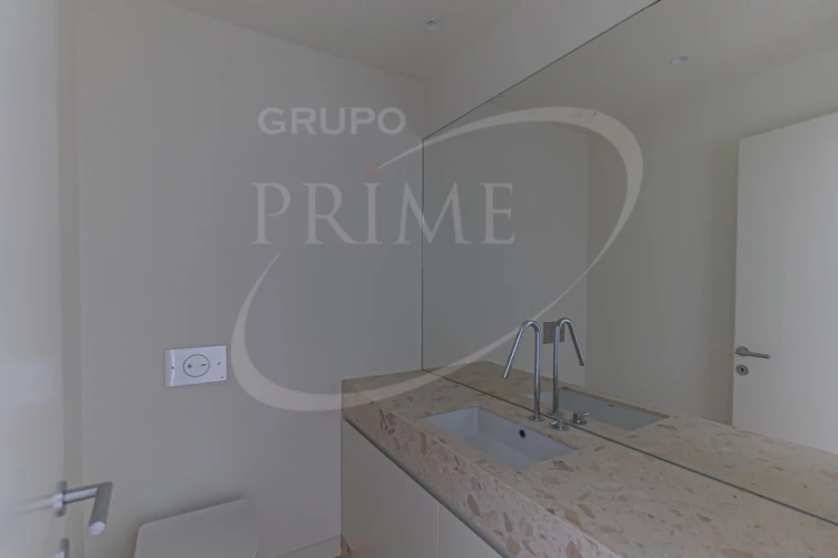 Apartamento T2 para Venda em Aldoar, Foz do Douro e Nevogilde Foto 24
