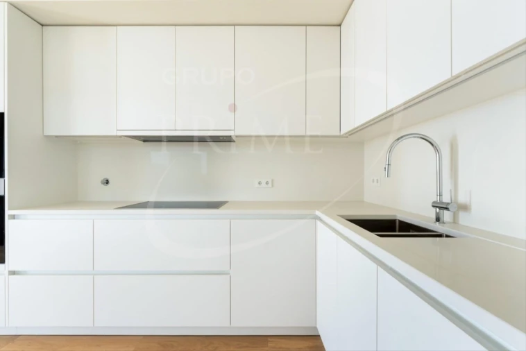 Apartamento T2 para Venda em Aldoar, Foz do Douro e Nevogilde Foto 8
