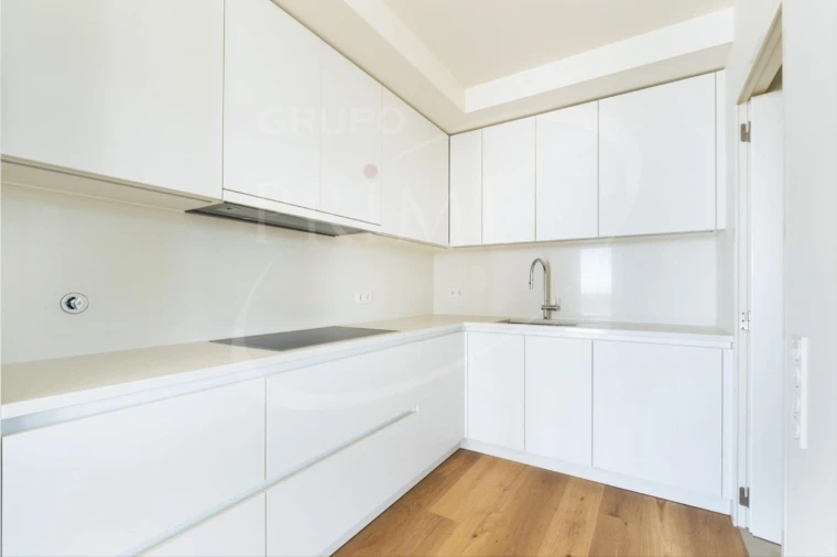 Apartamento T2 para Venda em Aldoar, Foz do Douro e Nevogilde Foto 10