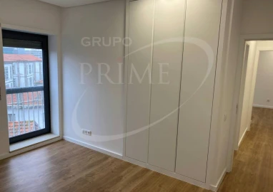 Apartamento T4 para Venda em Cedofeita, Santo Ildefonso, Sé, Miragaia, São Nicolau e Vitória