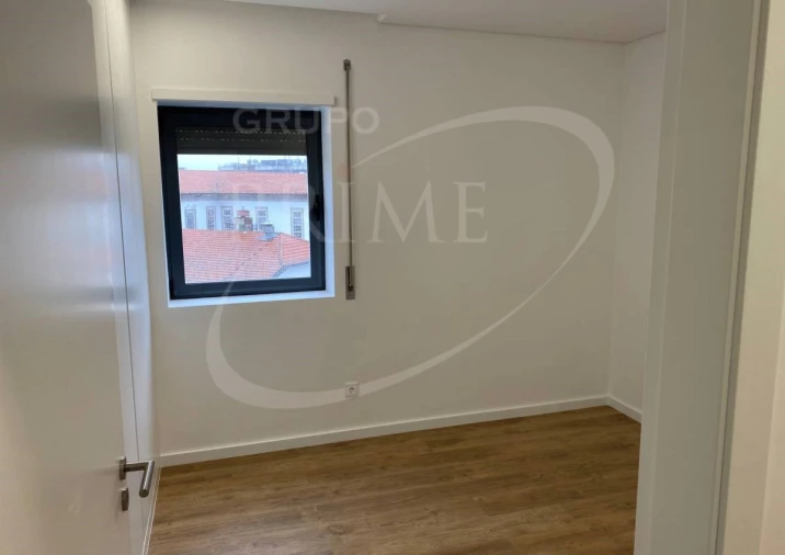 Apartamento T4 para Venda em Cedofeita, Santo Ildefonso, Sé, Miragaia, São Nicolau e Vitória Foto 11