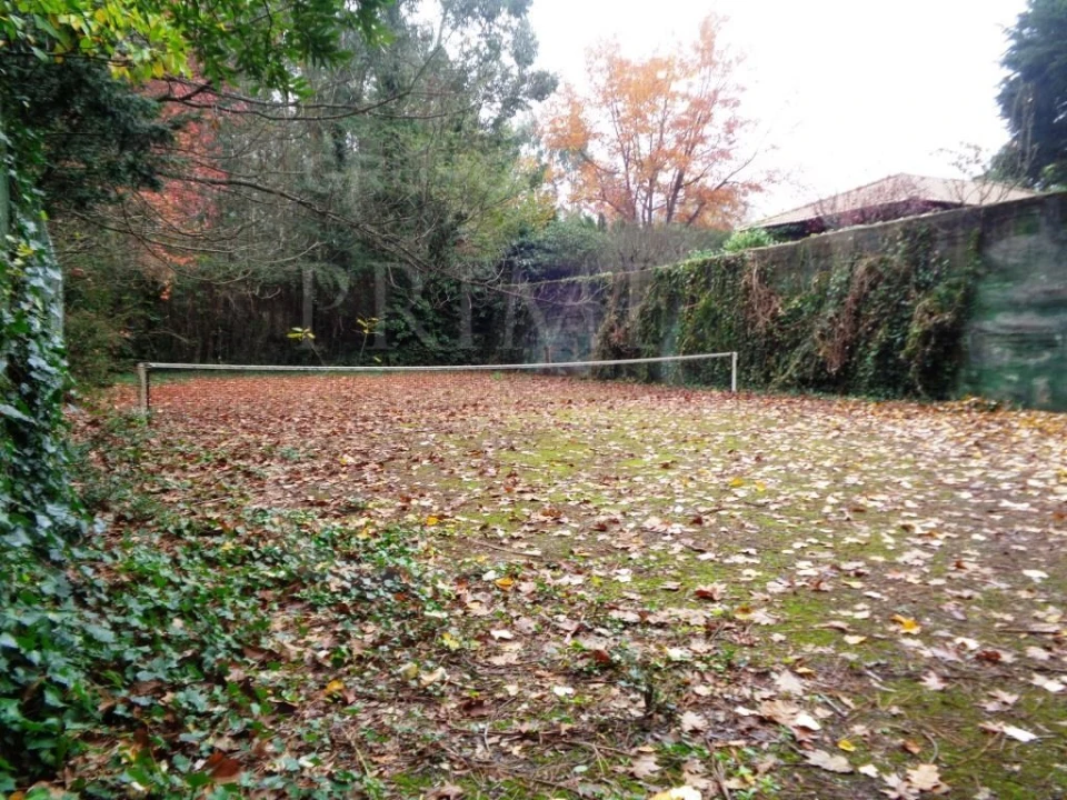 Moradia T5 para Venda em Canelas Foto 4