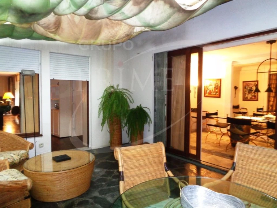 Moradia T5 para Venda em Canelas Foto 9