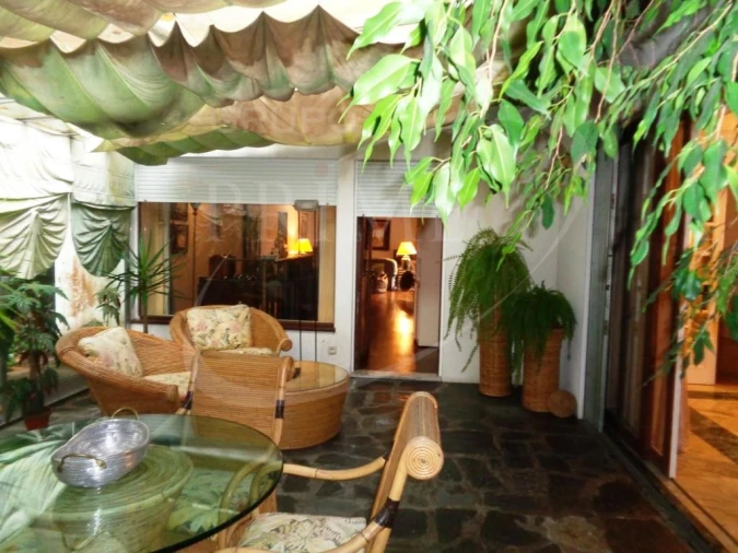 Moradia T5 para Venda em Canelas Foto 8