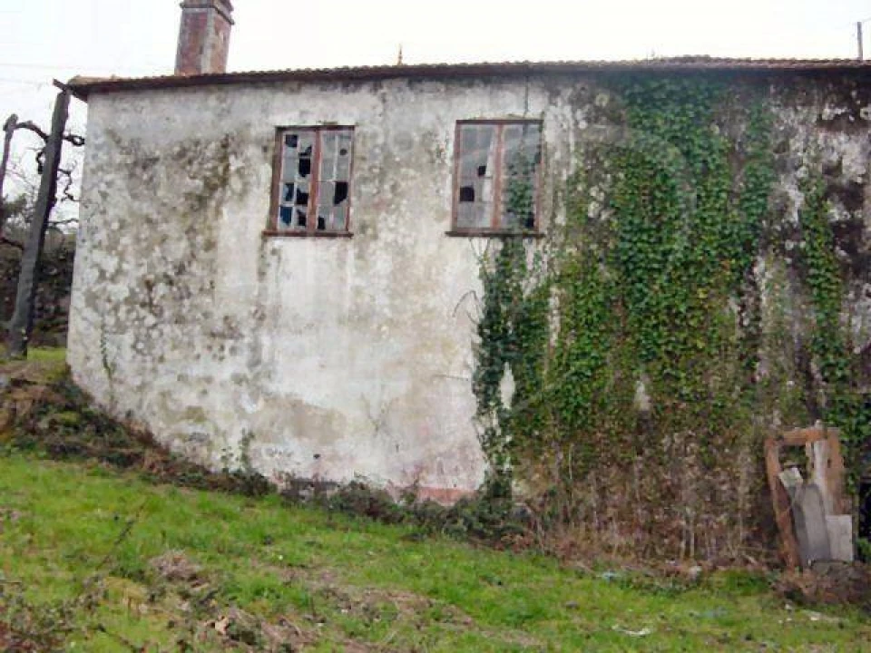Terreno para Venda em Candemil e Gondar Foto 2