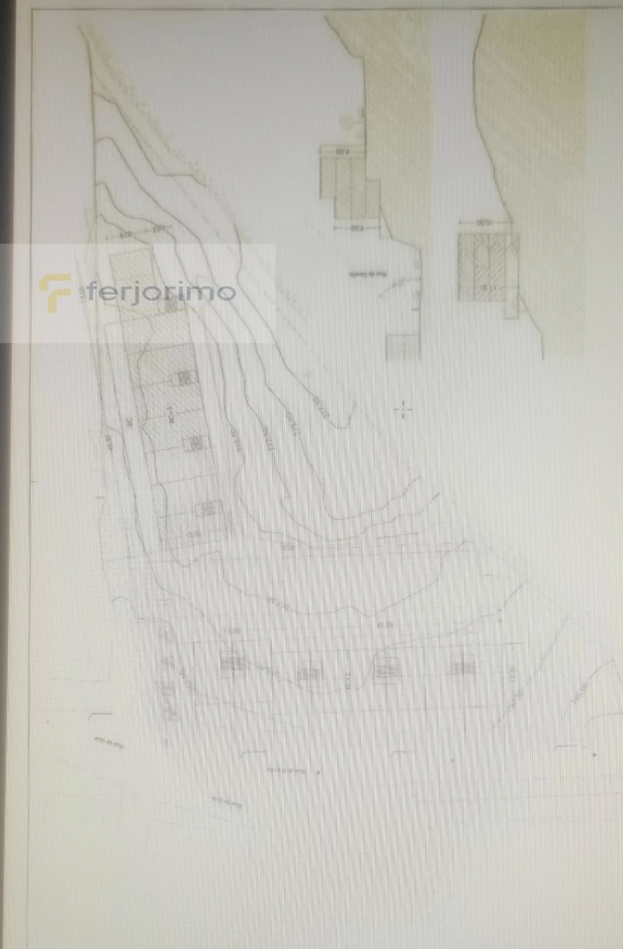 Terreno para Venda em Azurem Foto 1