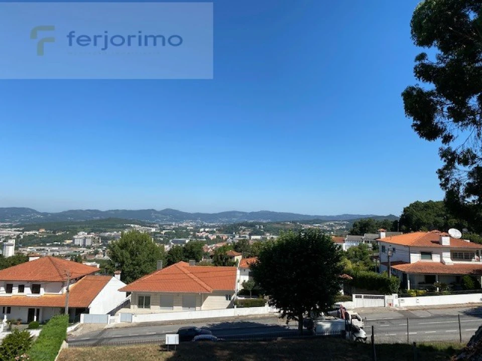 Terreno para Venda em Urgezes Foto 2