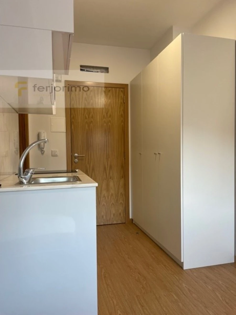 Prédio para Venda em Azurem Foto 5