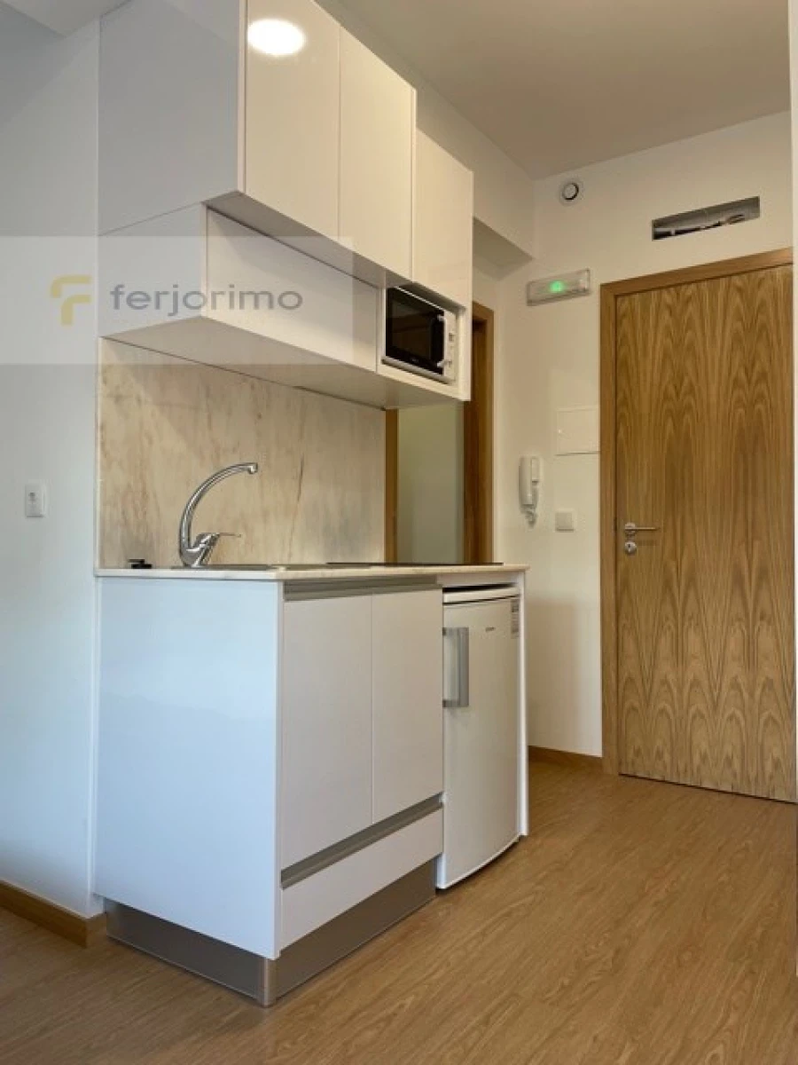 Prédio para Venda em Azurem Foto 3