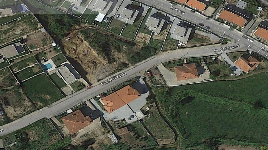 Terreno para Venda em Serzedo e Calvos