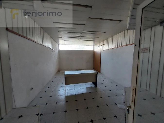 Loja para Venda em Oliveira, São Paio e São Sebastião Foto 3