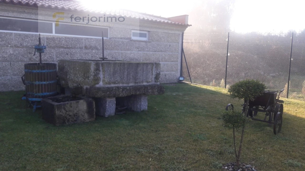 Moradia T4 para Venda em Prazins (Santa Eufemia) Foto 9