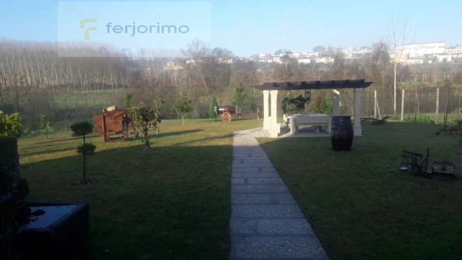 Moradia T4 para Venda em Prazins (Santa Eufemia) Foto 8