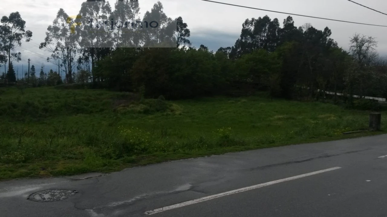 Terreno para Venda em Atães e Rendufe Foto 1
